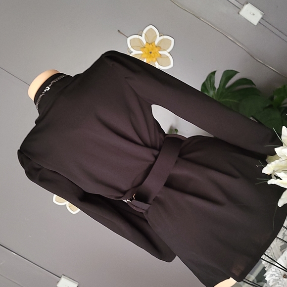 MAKE AN OFFER! IMPORTED BLAZER WORK OR PLAY - Picture 11 of 17